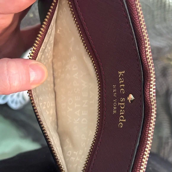 NWOT Kate Spade Maroon Wristlet with Gold Accents - Picture 5 of 6